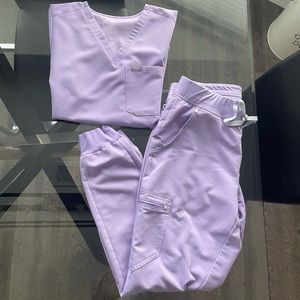 Lavender Dew Figs Scrub Set